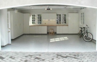 Custom Garage Cabinets & Design