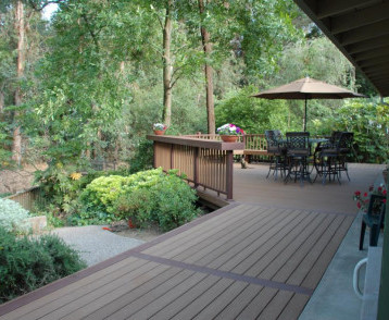Advance Decking